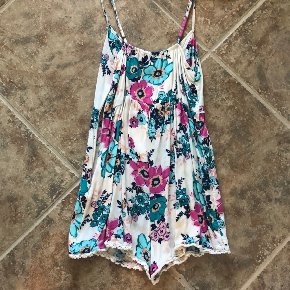 romper - Picture 2 of 3